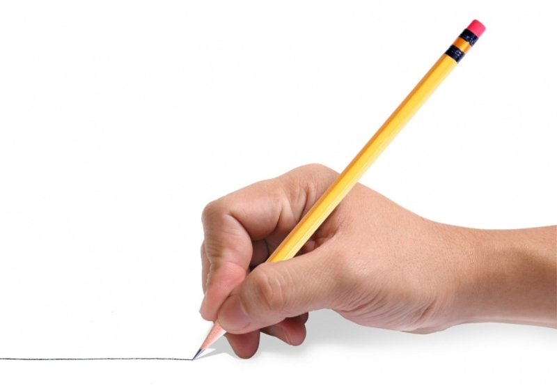 dạy trẻ cách cầm bút