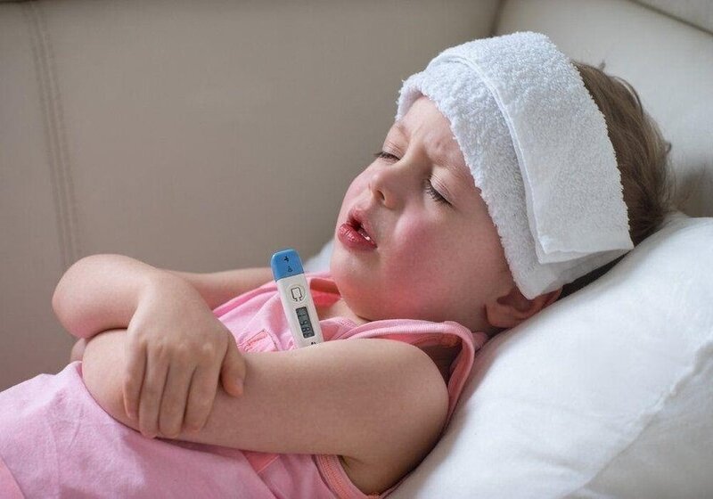 bệnh sốt ở trẻ em
